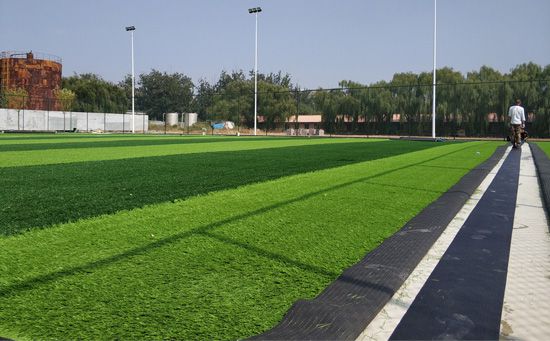 人造草坪坪足球場施工方案